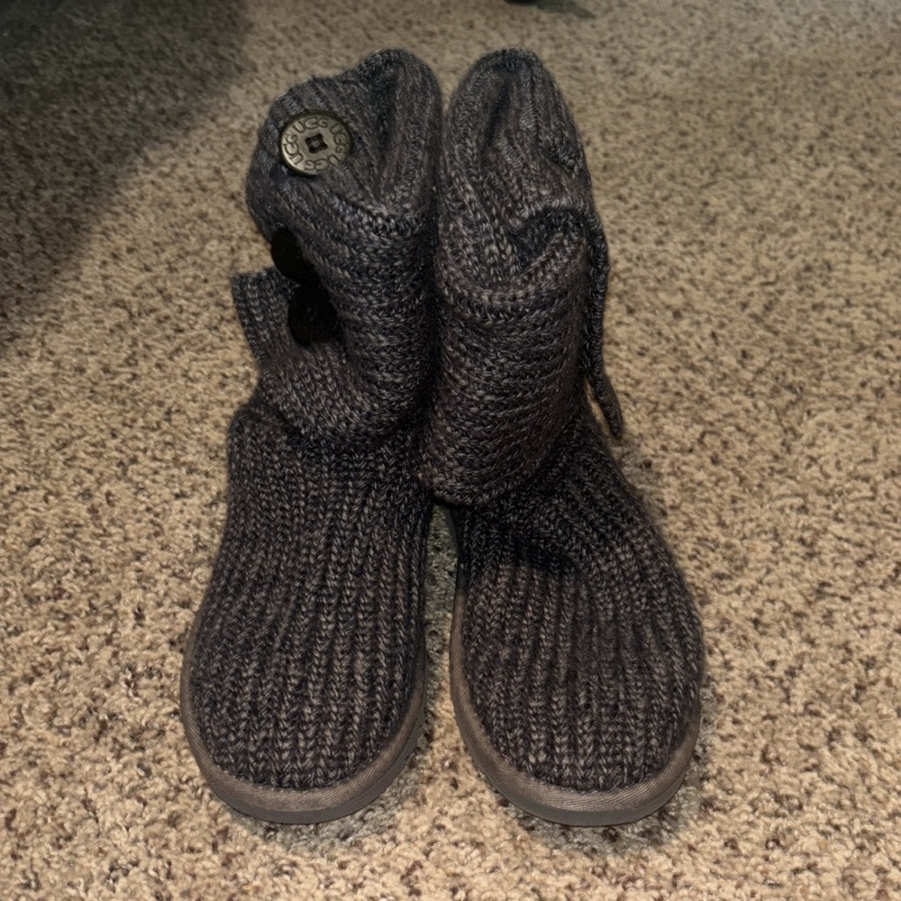 UGG- Classic Cardy Boot size 6 - Picture 3 of 7